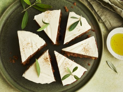 Apple Olive Cake