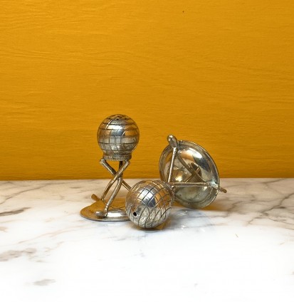 Antique Silver Plated Golf Theme Salt and Pepper Condiments