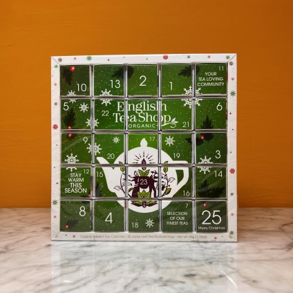 Puzzle Tee Adventskalender "Happy Holidays" und 250 g Früchtetee