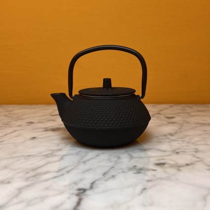 Tea Pot "Arare"